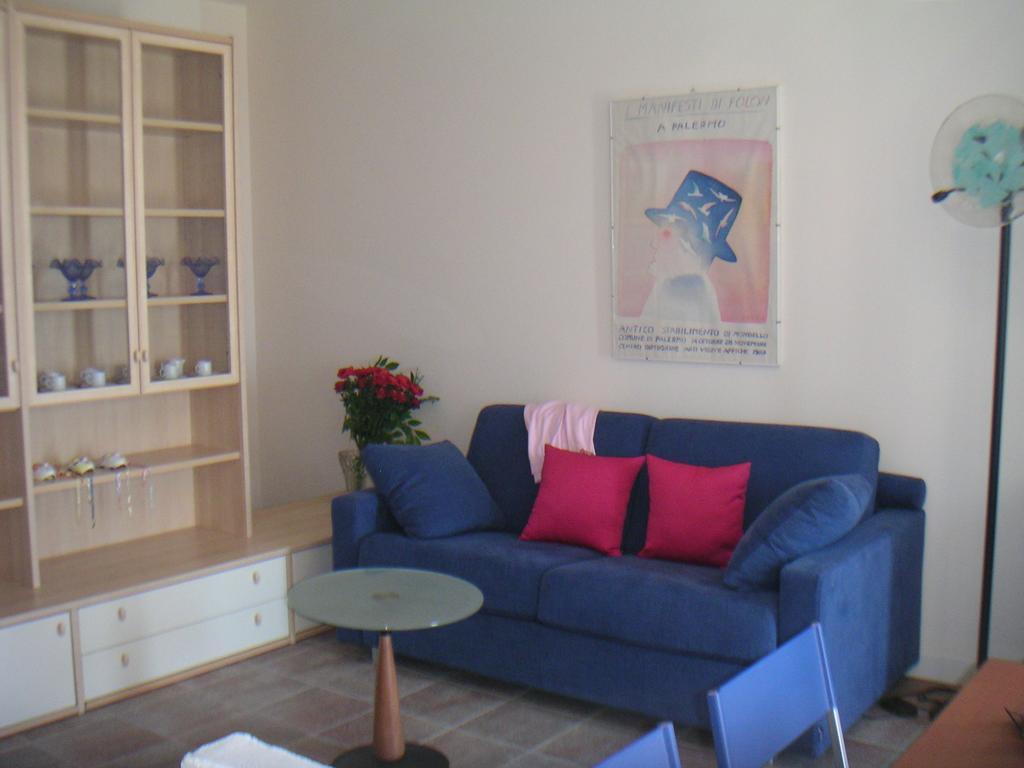 Villa Montefontane Camporosso  Zimmer foto